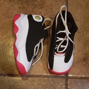 Jordan girls size 7 toddler Euc!